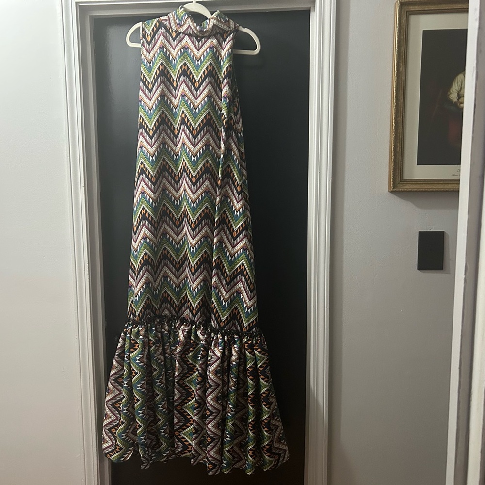 Chevron Patterned Sleeveless Dress